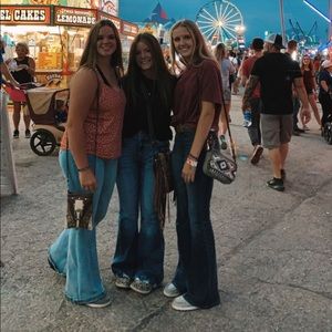 Meet your Posher, Hailey